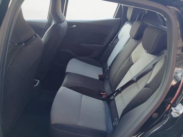 Renault Clio image 8