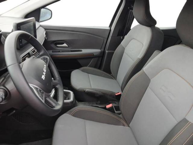 Dacia Sandero image 2