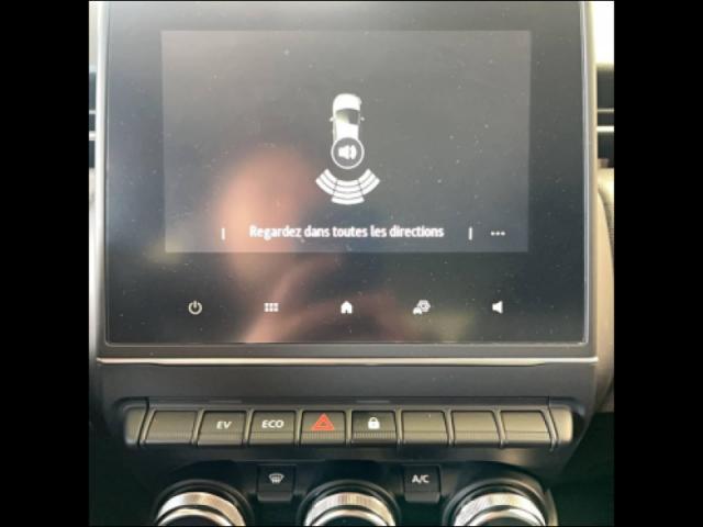 Renault Clio image 2