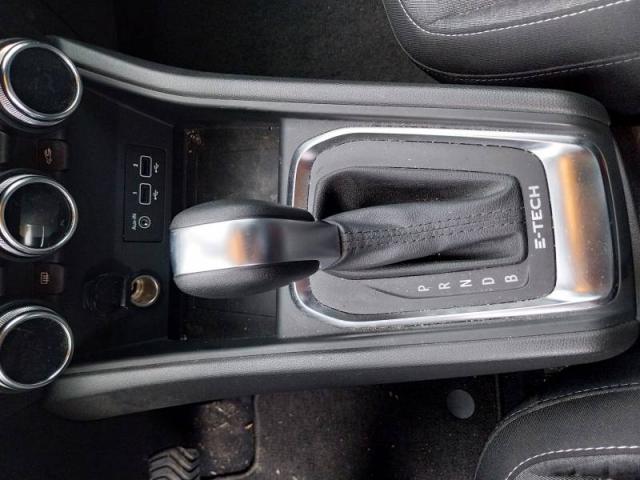 Renault Captur image 2