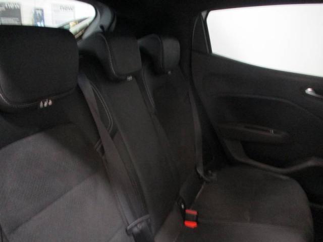 Renault Clio image 1