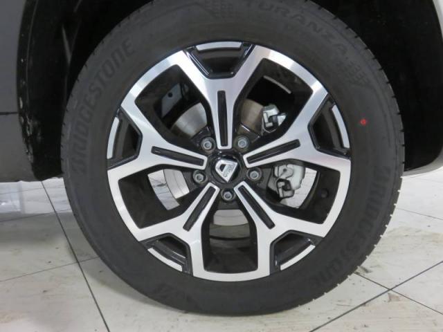 Dacia Duster image 4