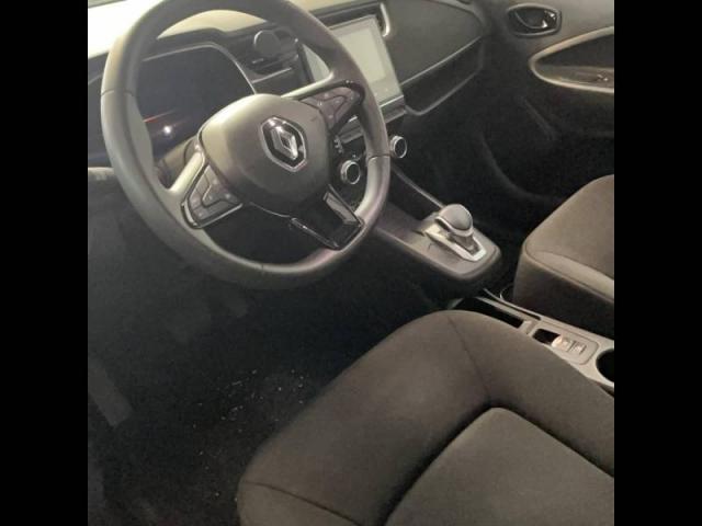 Renault Zoe image 2