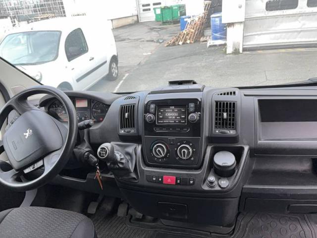 Peugeot Boxer image 3