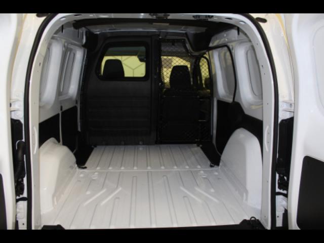 Renault Kangoo Van image 8