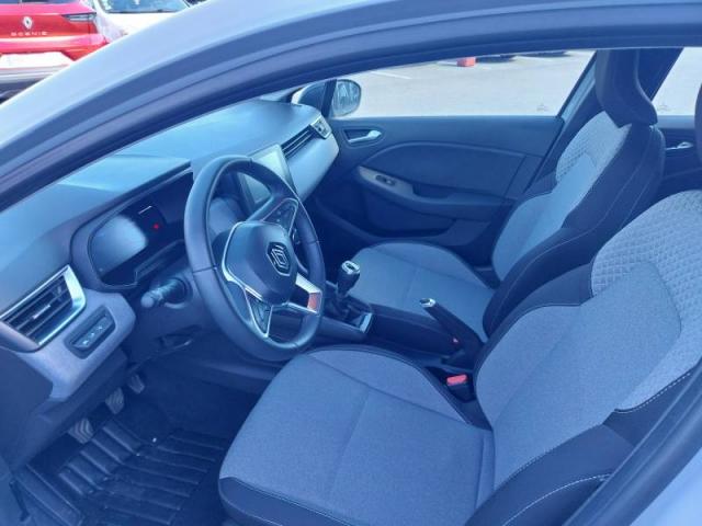 Renault Clio image 6