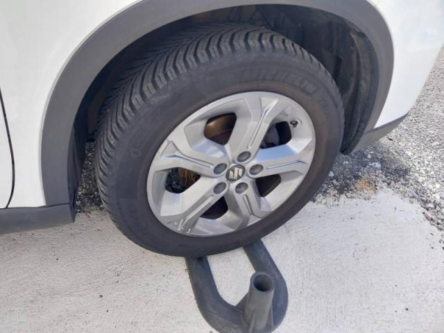 Suzuki Vitara image 6