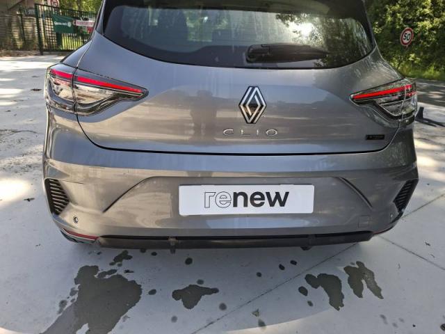 Renault Clio image 8