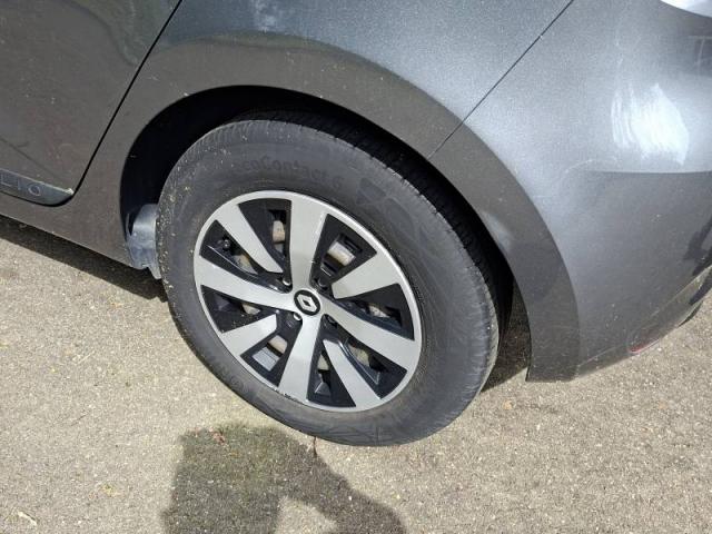 Renault Clio image 1