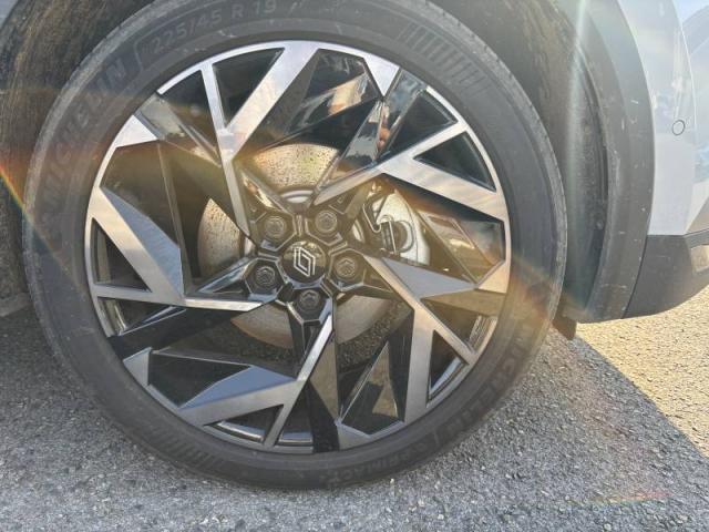 Renault Captur image 2