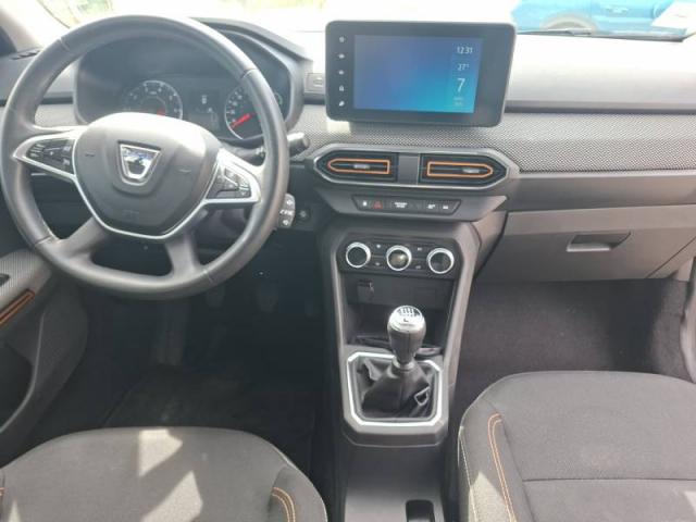 Dacia Sandero image 2
