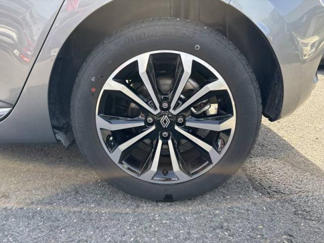 Renault Captur image 9