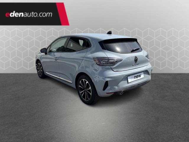 Renault Clio image 2