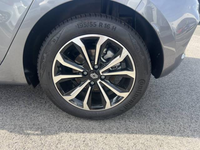 Renault Clio image 6