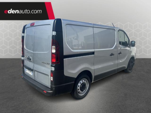 Renault Trafic image 1