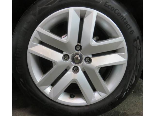 Renault Clio image 9