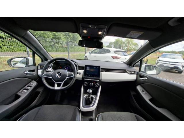 Renault Clio image 9