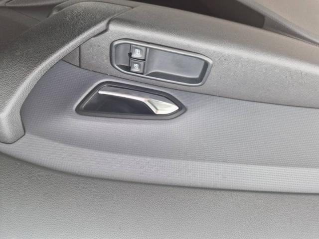 Renault Express image 6