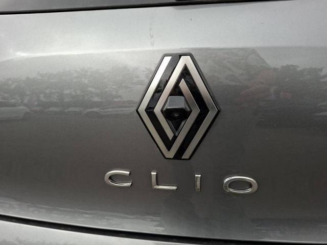 Renault Clio image 8