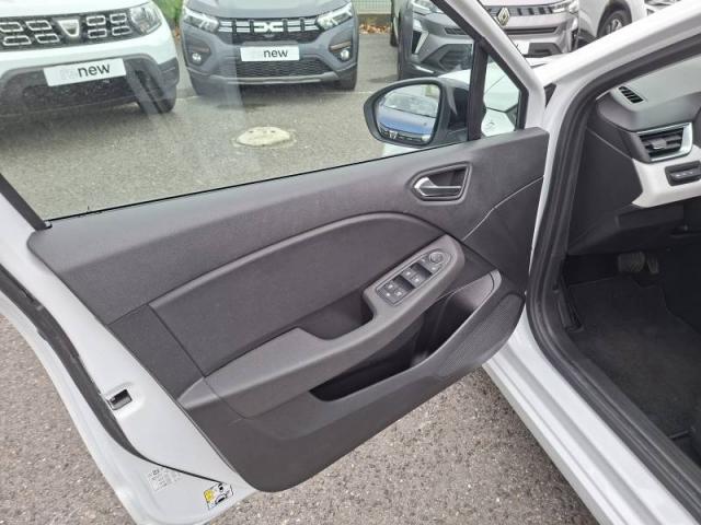 Renault Clio image 7