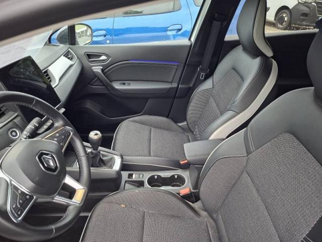 Renault Captur image 1