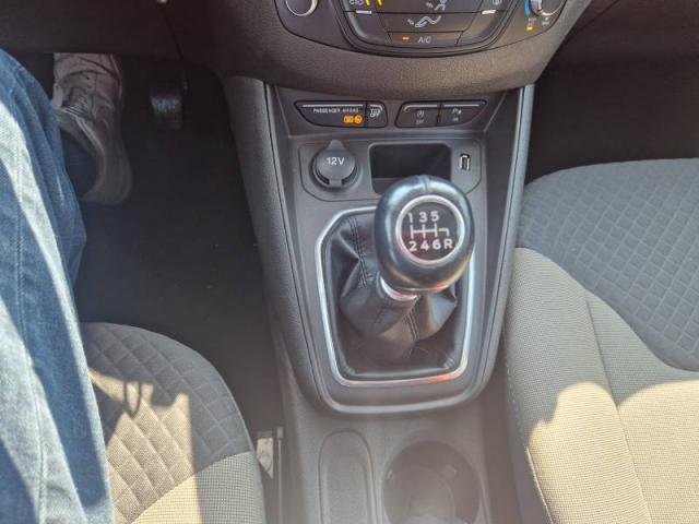 Ford Tourneo image 1