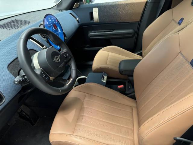 Mini Countryman image 7