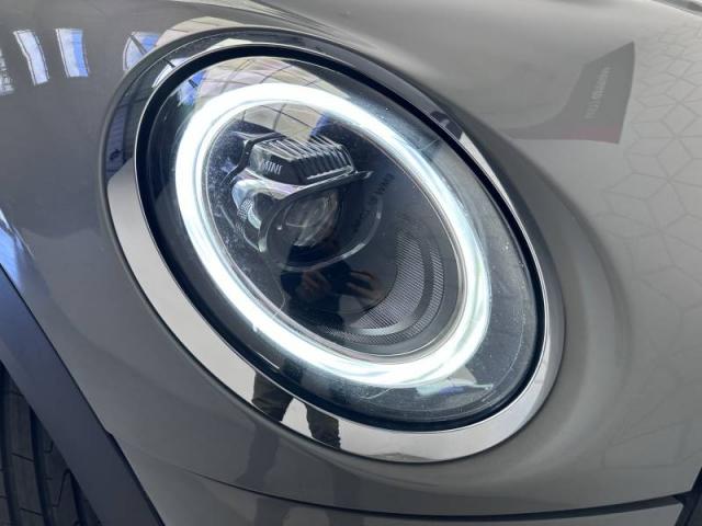Mini Mini image 9
