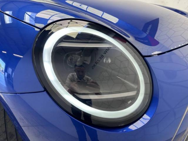 Mini Cooper image 3