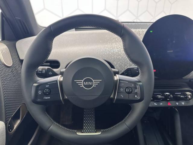 Mini Cooper image 1