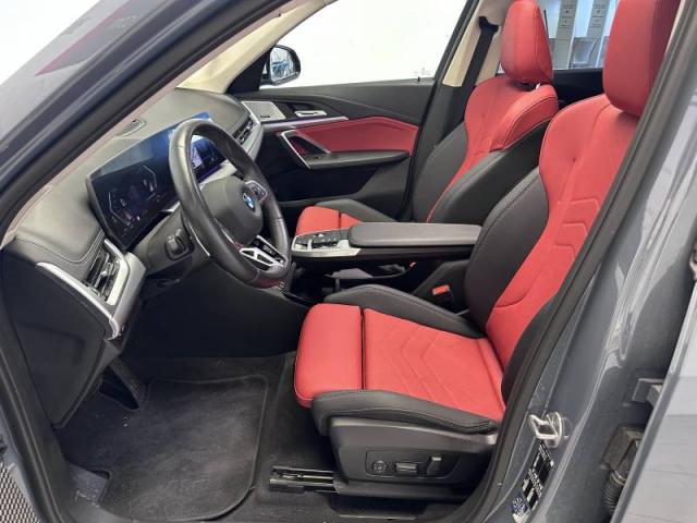 Bmw X1 image 2