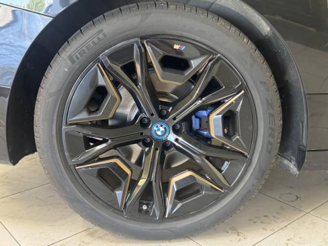 Bmw Ix image 1