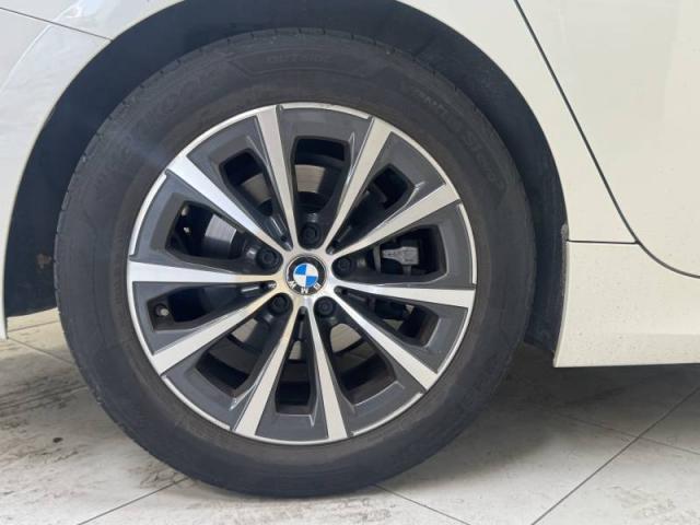 Bmw Série 3 image 8