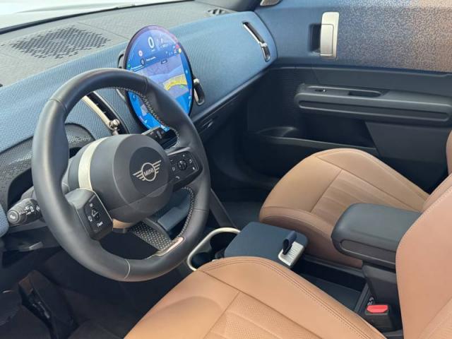 Mini Countryman image 7