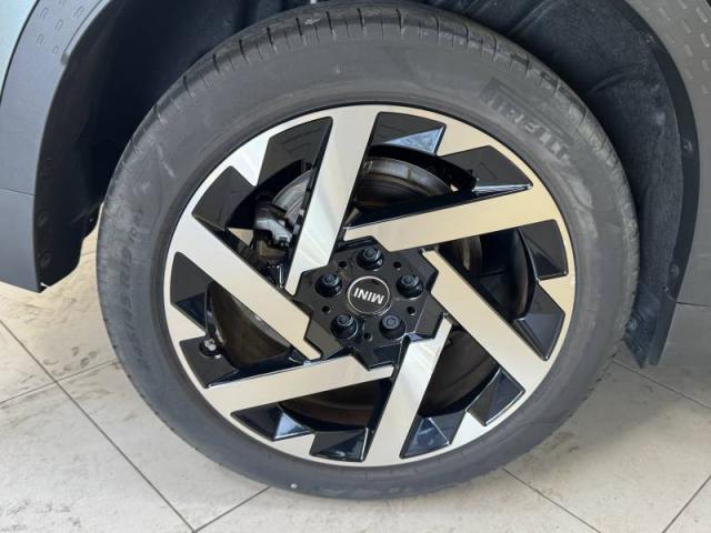 Mini Countryman image 5
