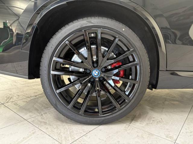 Bmw X5 image 2