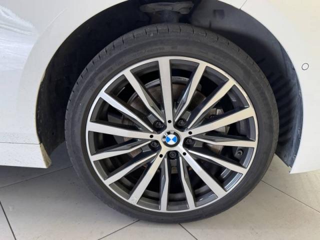 Bmw Série 1 image 3