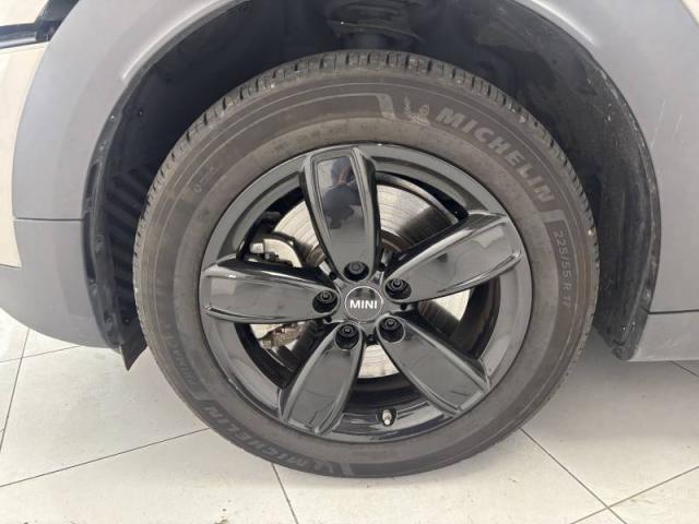Mini Mini image 5