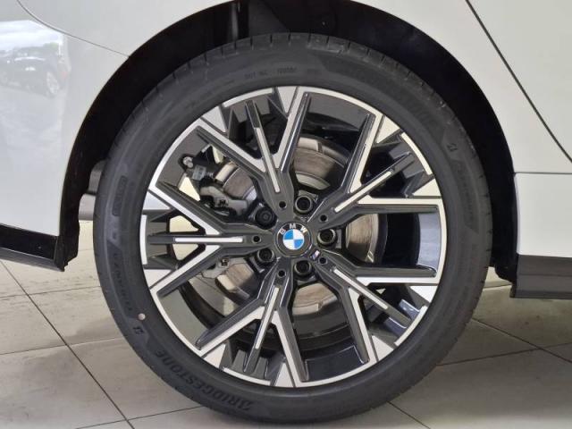 Bmw Série 1 image 2