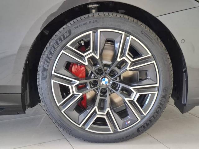 Bmw Série 5 image 8