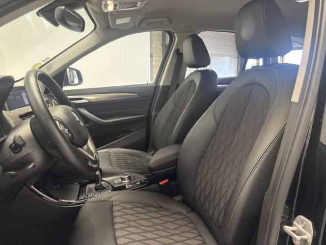 Bmw X1 image 2