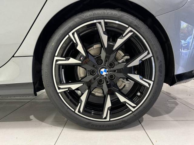 Bmw Série 1 image 9