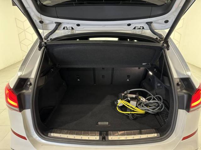 Bmw X1 image 2