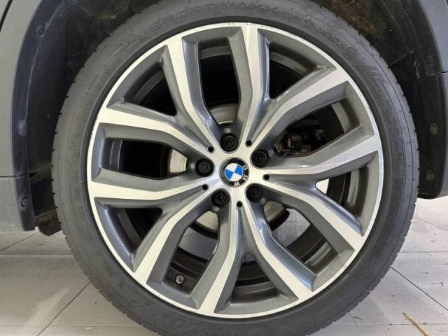 Bmw X1 image 2