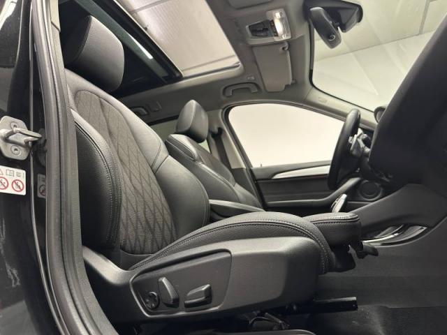 Bmw X1 image 3