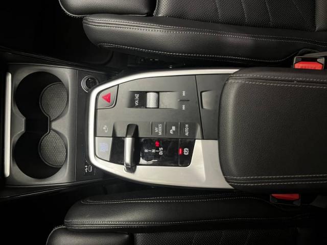 Bmw Serie 2 image 2