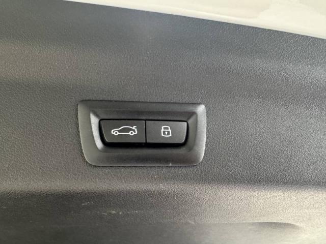 Bmw X1 image 1