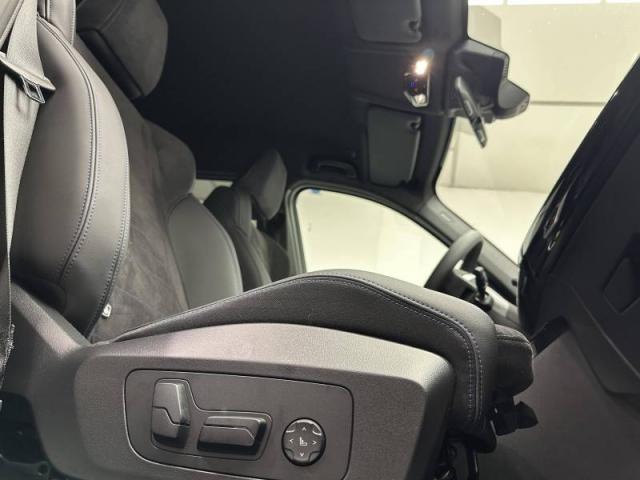 Bmw X1 image 2