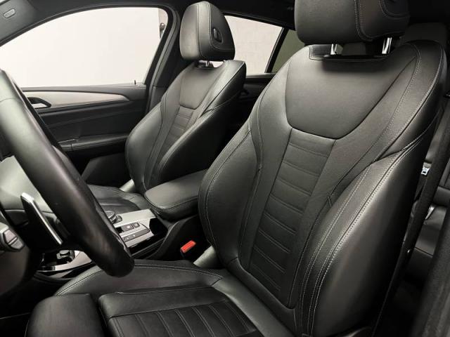 Bmw X4 image 2