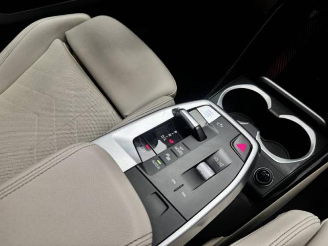 Bmw X1 image 1